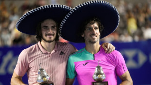 Feliciano L&oacute;pez y Stefanos Tsitsipas, campeones de dobles en el Abierto Mexicano