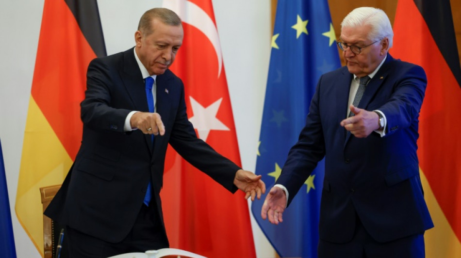 Erdogan besucht Berlin inmitten deutsch-türkischer Streitigkeiten