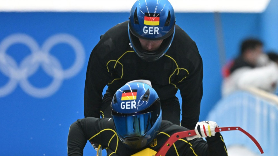 Ausrufezeichen des Fahnenträgers: Friedrich führt nach Lauf eins