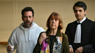 Viols de Mazan: notre soci&eacute;t&eacute; "machiste" doit "changer de regard sur le viol", demande Gis&egrave;le Pelicot