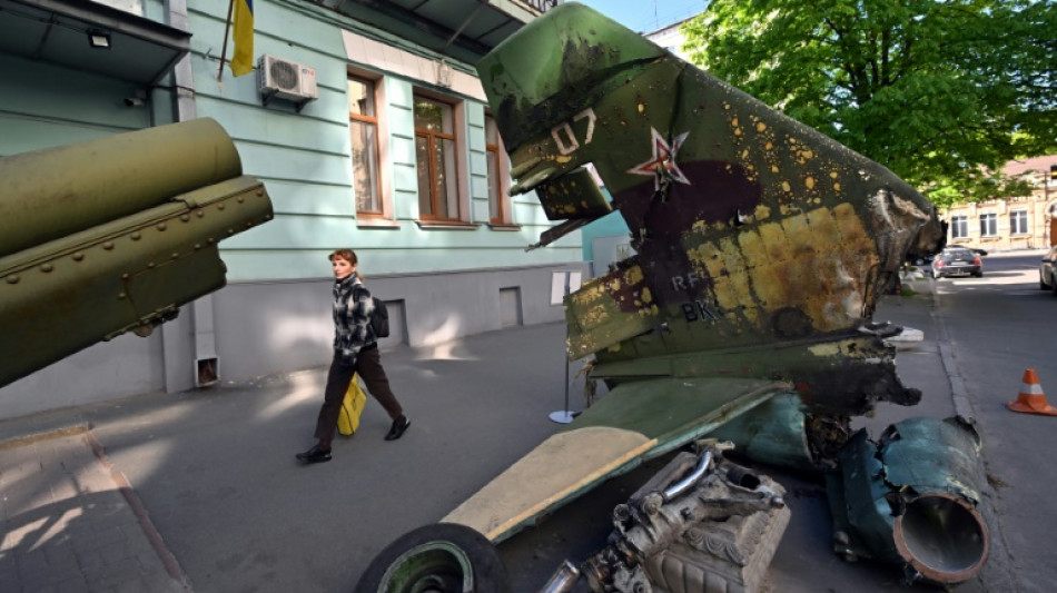 Una exhibici&oacute;n de trofeos de guerra en Kiev provoca reacciones encontradas