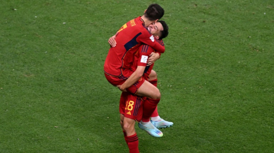 Espa&ntilde;a, sin especulaciones en busca de los octavos del Mundial