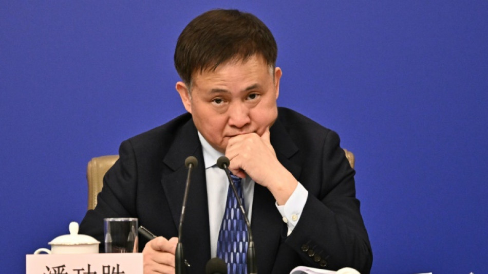 China reduce un tipo de inter&eacute;s clave en busca de impulsar su d&eacute;bil econom&iacute;a