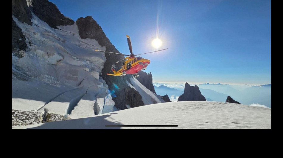 Morto un altro alpinista su Monte Bianco, &egrave; il settimo in 24 ore