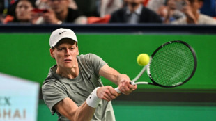 Sinner asegura acabar el a&ntilde;o N.1 y se cita con Djokovic en la final de Shangh&aacute;i