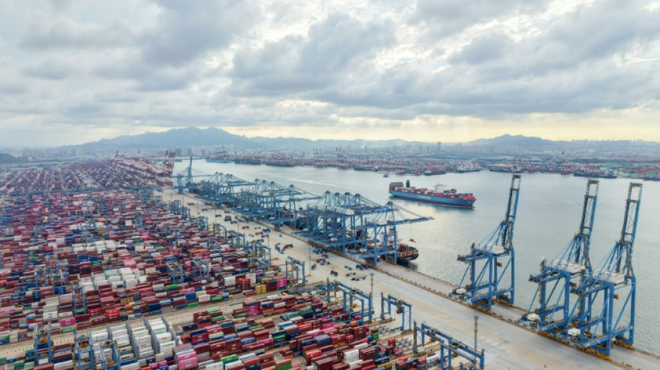 Las ventas minoristas y la producción industrial chinas crecieron menos de lo esperado en julio