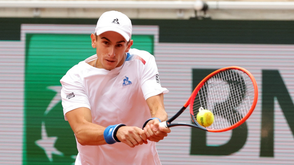 Roland Garros: impresa Arnaldi, batte Rublev e va agli ottavi