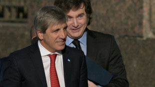 Governo de Milei alivia controle de d&oacute;lares n&atilde;o declarados dos argentinos