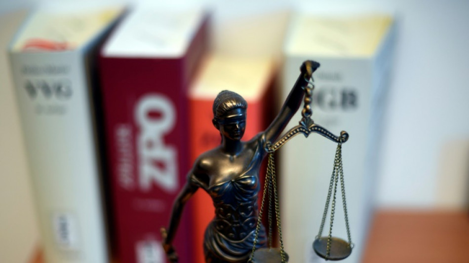 Urteil: Gef&auml;hrderansprache bei Sch&uuml;lerin wegen rechter Posts war rechtswidrig