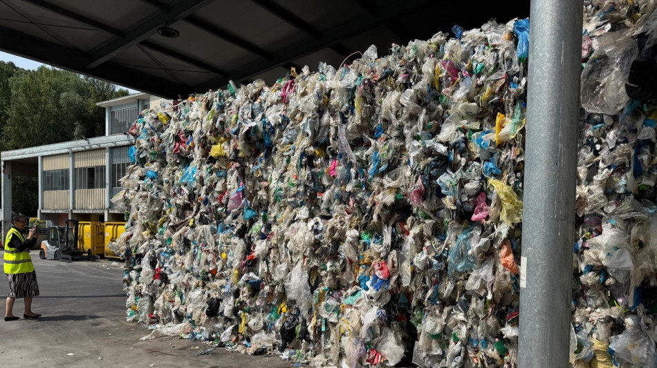 Bonus rifiuti per le famiglie in difficolt&agrave; economica