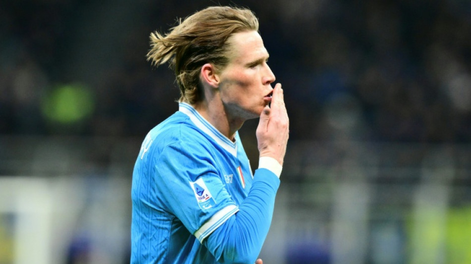 Inter e Napoli empatam, e Serie A continua aberta