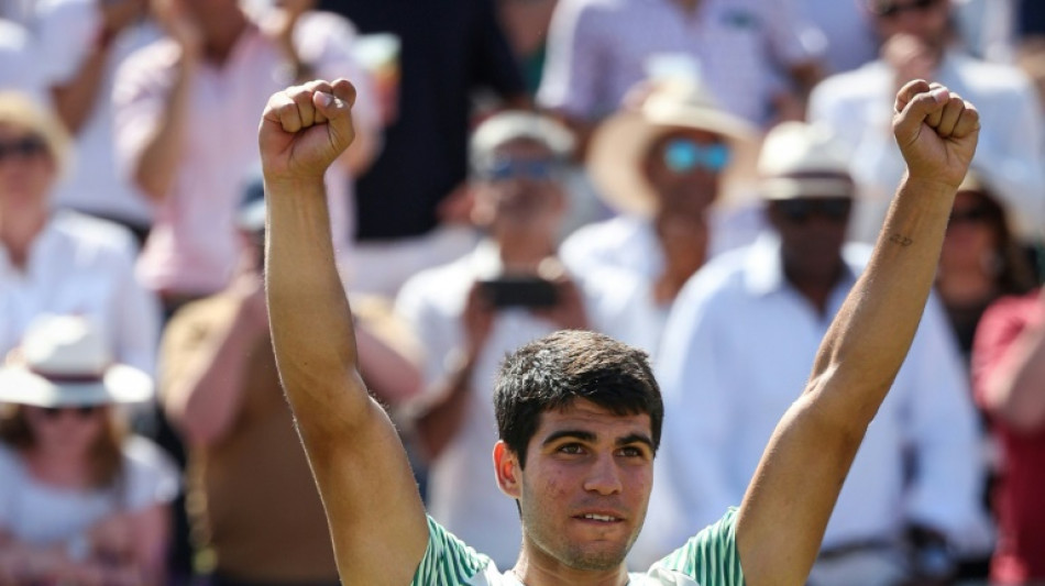 Alcaraz vence ATP 500 de Queen's e voltar&aacute; a ser n&uacute;mero 1 do ranking na segunda-feira