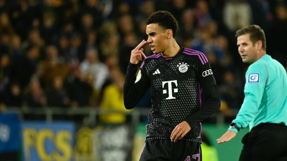 Schreck f&uuml;r Bayern: Musiala verletzt raus