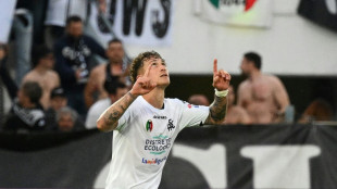 Milan perde para Spezia (2-0) a tr&ecirc;s dias de enfrentar Inter na Champions