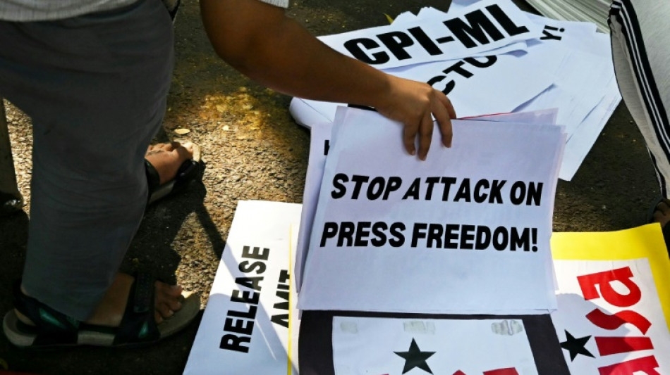 Descubren el cuerpo de un periodista enterrado en una fosa s&eacute;ptica en India