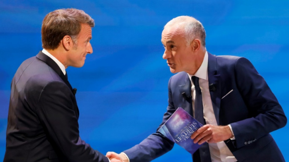 Macron souhaite une "conférence sociale" sur le financement du modèle social