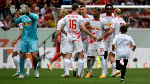 RB Leipzig vence Freiburg e sobe para 3&ordm; no Alem&atilde;o