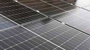 Verso pannelli solari subacquei, funzionano sul fondo del mare