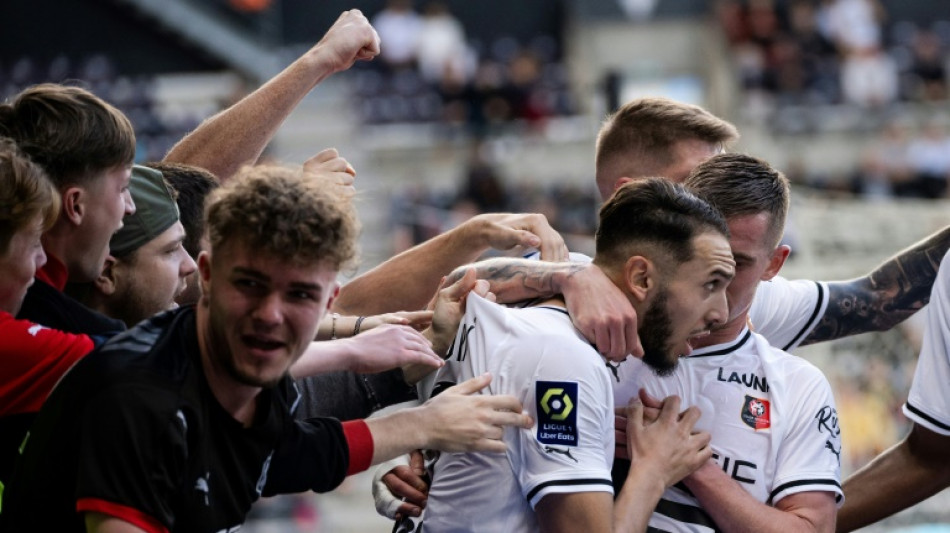 Ligue 1: Rennes au carr&eacute;, Lorient accroch&eacute;, Strasbourg ressuscit&eacute;