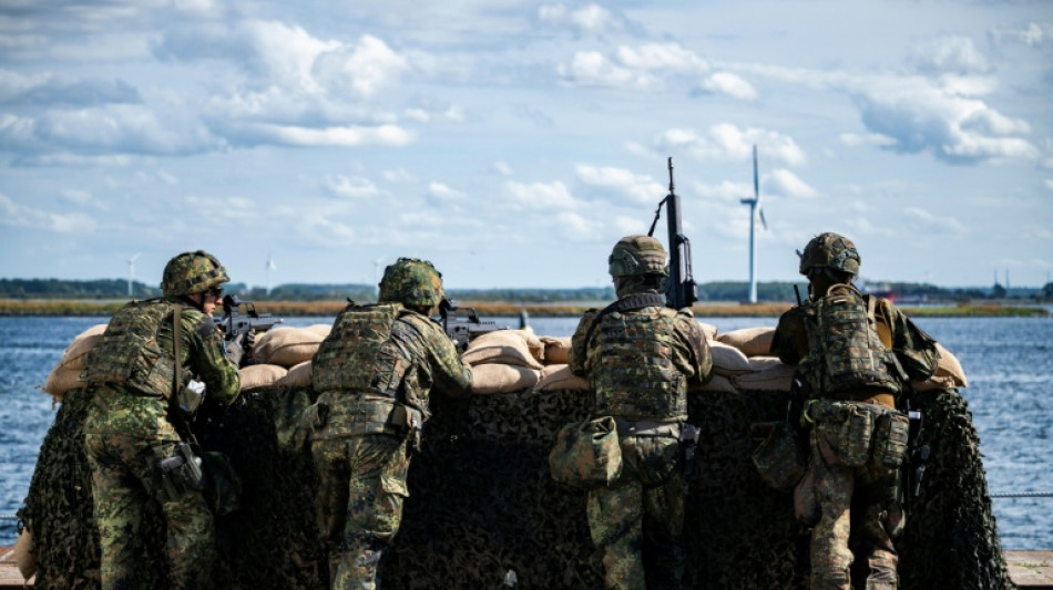 CDU-Verteidigungsexperte fordert Entscheidung über Pflichtwehrdienst bis 2027