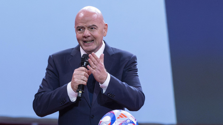 Infantino, benessere dei giocatori priorit&agrave; della Fifa