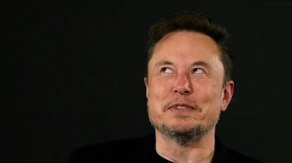 Elon Musk pr&eacute;sente Grok, son interface d'intelligence artificielle g&eacute;n&eacute;rative