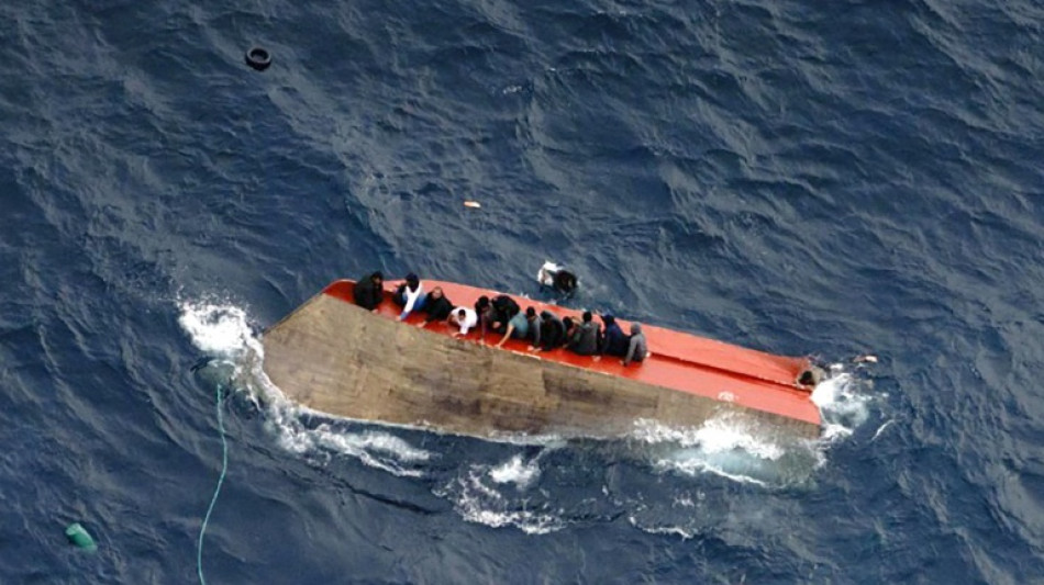 Naufr&aacute;gio deixa mais de 70 desaparecidos no Mediterr&acirc;neo, dizem ONGs