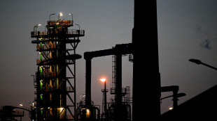 Il petrolio chiude in forte calo a New York a 73,53 dollari