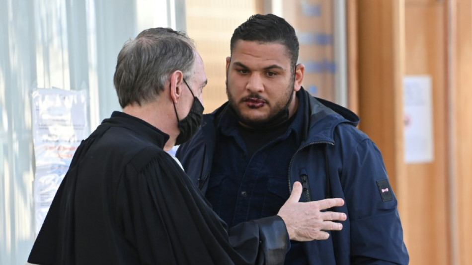 Cambriolages: Haouas pilier du XV de France de rugby solde un pass&eacute; difficile