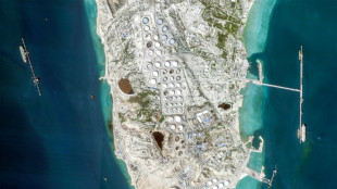 EUA bombardeia principal centro petrol&iacute;fero do Ir&atilde; no Golfo