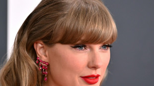 Charts 2025: Taylor-Swift-Album und Ohrwurm "Wackelkontakt" als Gewinner