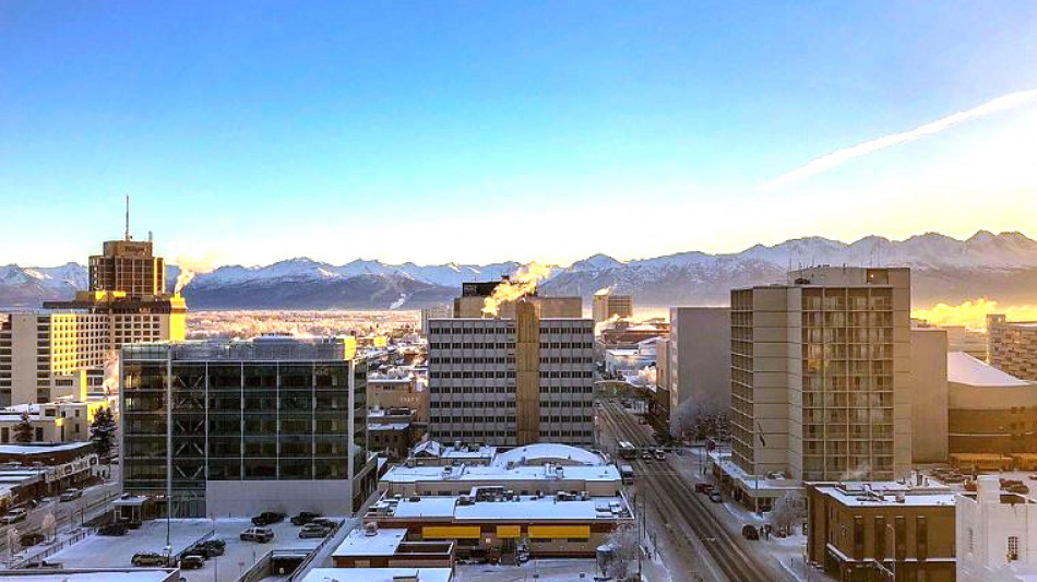 Ad Anchorage delegazioni e giornalisti nei campus universitari