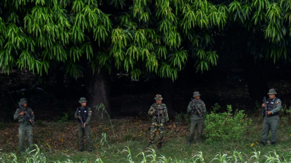 Venezuela refor&ccedil;a presen&ccedil;a militar nas fronteiras diante da press&atilde;o dos Estados Unidos