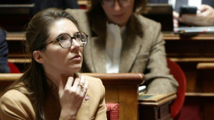 Francia rehabilita a las mujeres condenadas por abortar antes de su despenalizaci&oacute;n