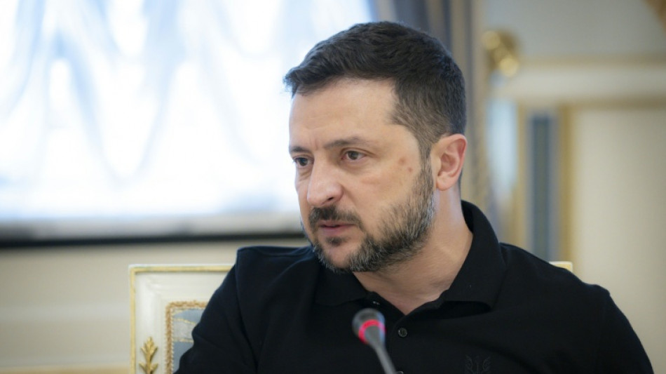 Selenskyj erwartet Sicherheitsgarantien vor Putin-Treffen - Lawrow gegen europäische Truppen