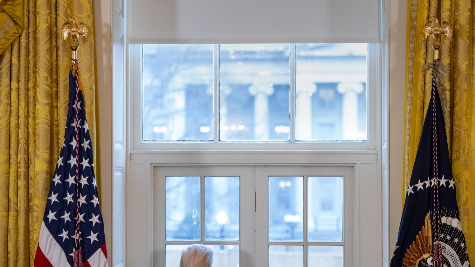 Pentagono, attacchi su larga scala contro obiettivi dell'Isis in Siria