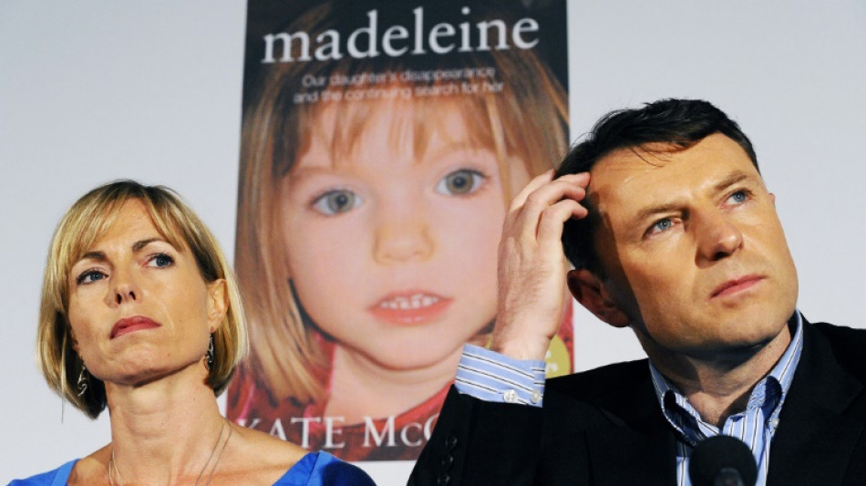 Mulher &eacute; condenada por assediar pais de Madeleine McCann
