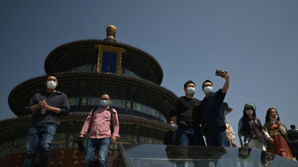 A P&eacute;kin, l'ombre du confinement g&acirc;che les cong&eacute;s du 1er-Mai