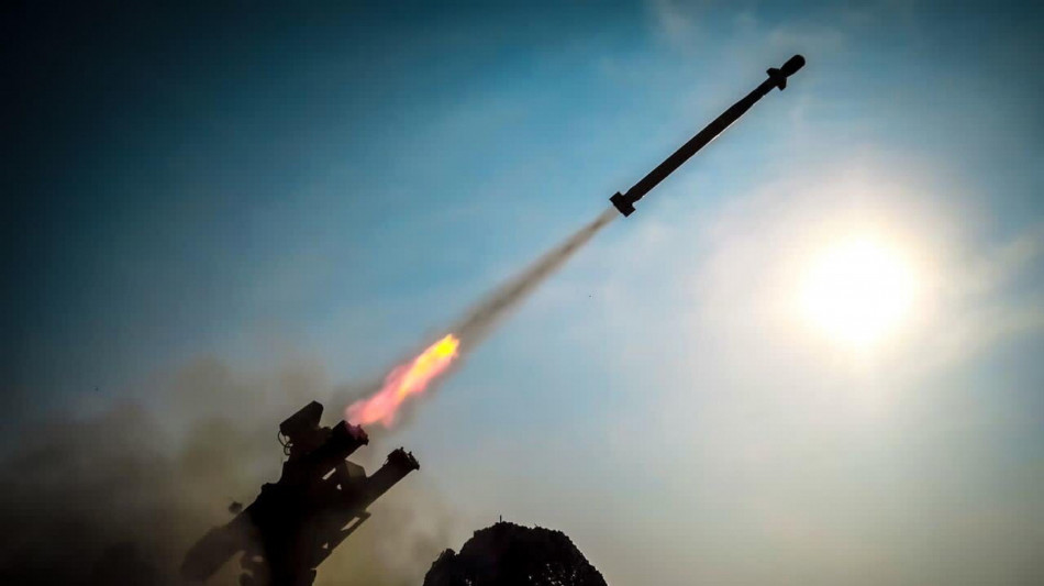 Idf, lanciati missili dall'Iran verso Israele