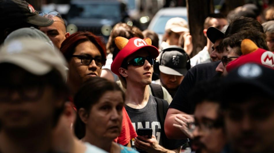 Gamers da Nintendo se apressam para comprar o t&atilde;o aguardado Switch 2