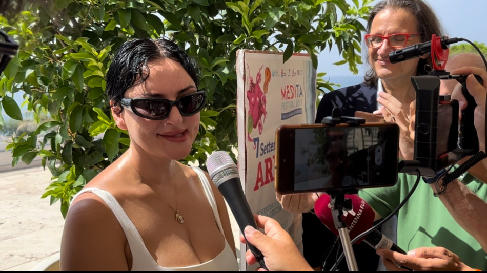 Arisa, Taranto esalti bellezza, ma criticit&agrave; non vanno nascoste