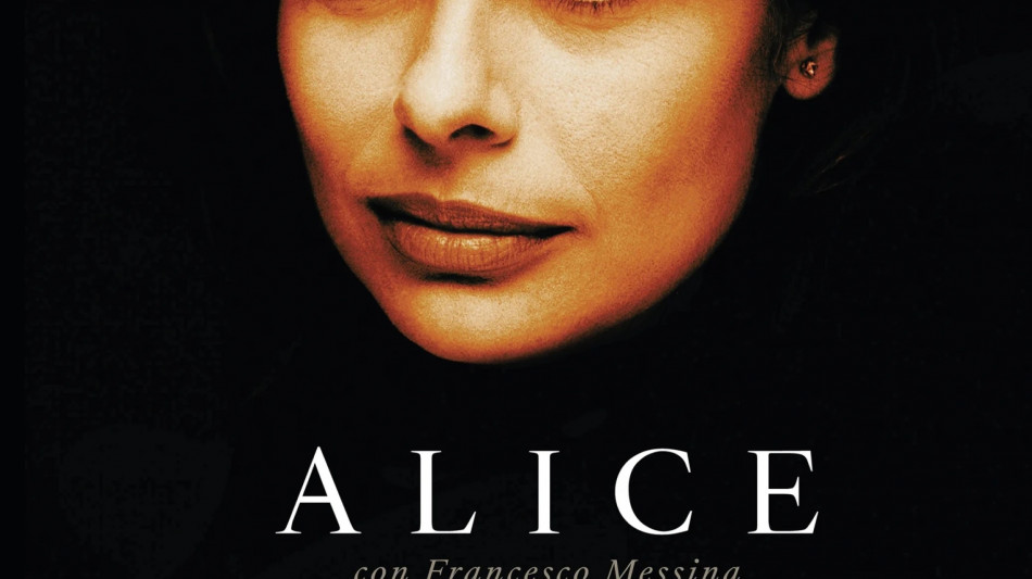 Alice si racconta nel libro L'unica via d'uscita &egrave; dentro