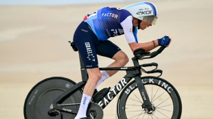 Chris Froome sufre una fractura de clav&iacute;cula en su ca&iacute;da en el Tour de Emiratos