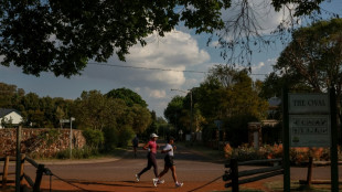 Afrique du Sud: couteau et bombe lacrymo, nouveaux accessoires de joggeuses inqui&egrave;tes