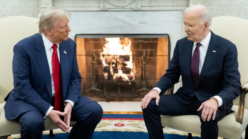 Trump lance une enqu&ecirc;te sur un possible "complot" autour du d&eacute;clin de Biden 