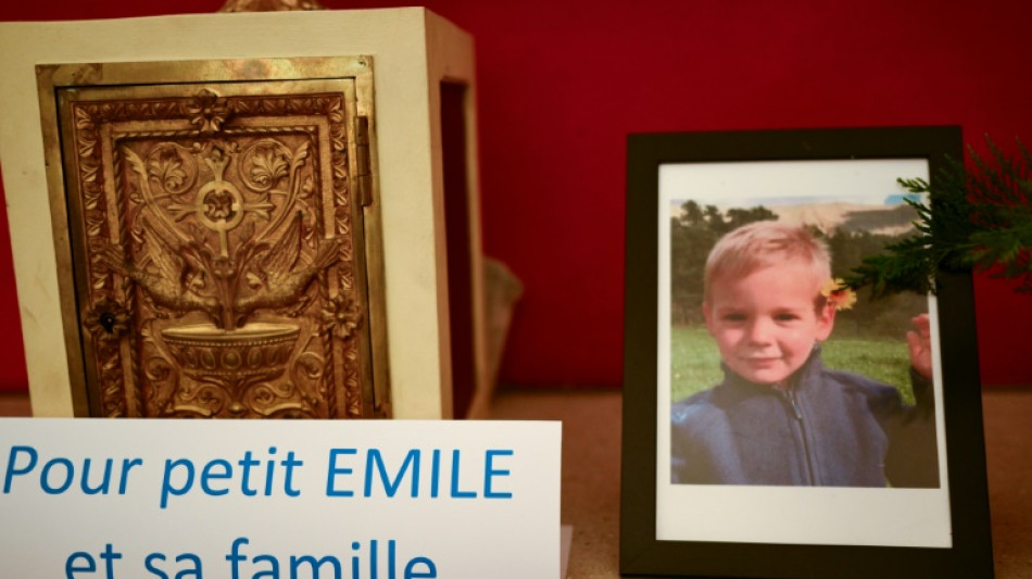 Mort du petit Emile: nouvelle journ&eacute;e d'auditions pour quatre membres de la famille