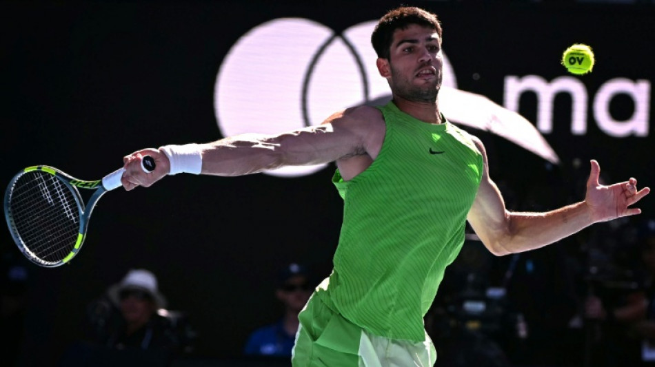 Alcaraz spearheads big names into Australian Open third round