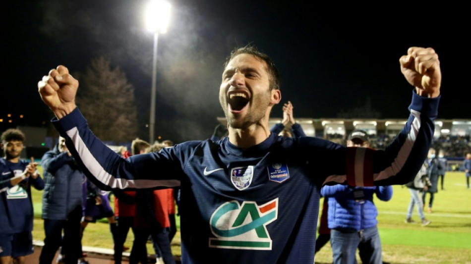 Coupe de France: Bergerac imite Versailles, Monaco &eacute;limine Lens