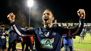 Coupe de France: Bergerac imite Versailles, Monaco &eacute;limine Lens