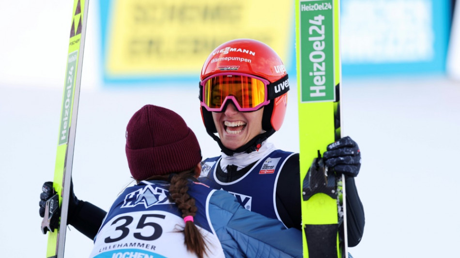 Skispringen: Schmid gewinnt &uuml;berlegen Weltcup in China